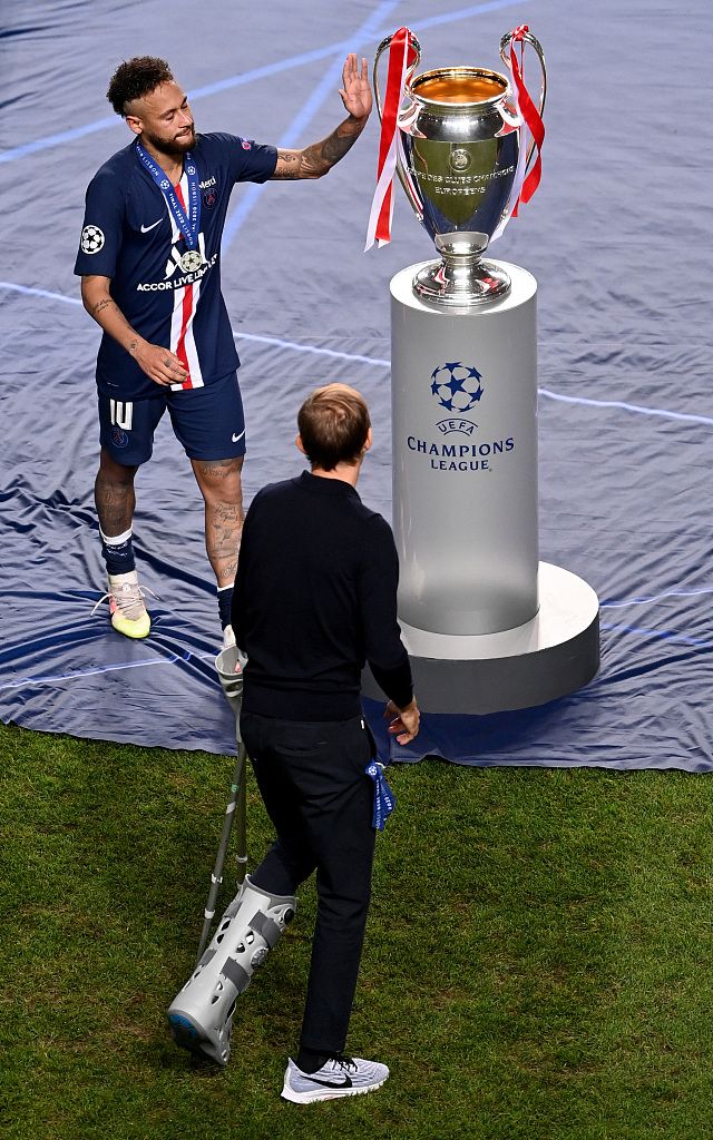 今晚欧冠传出新动向;波特兰开拓者队长鼓劲;管理层表态:质疑声仍在;临场指挥获称赞的简单介绍-竞博登录