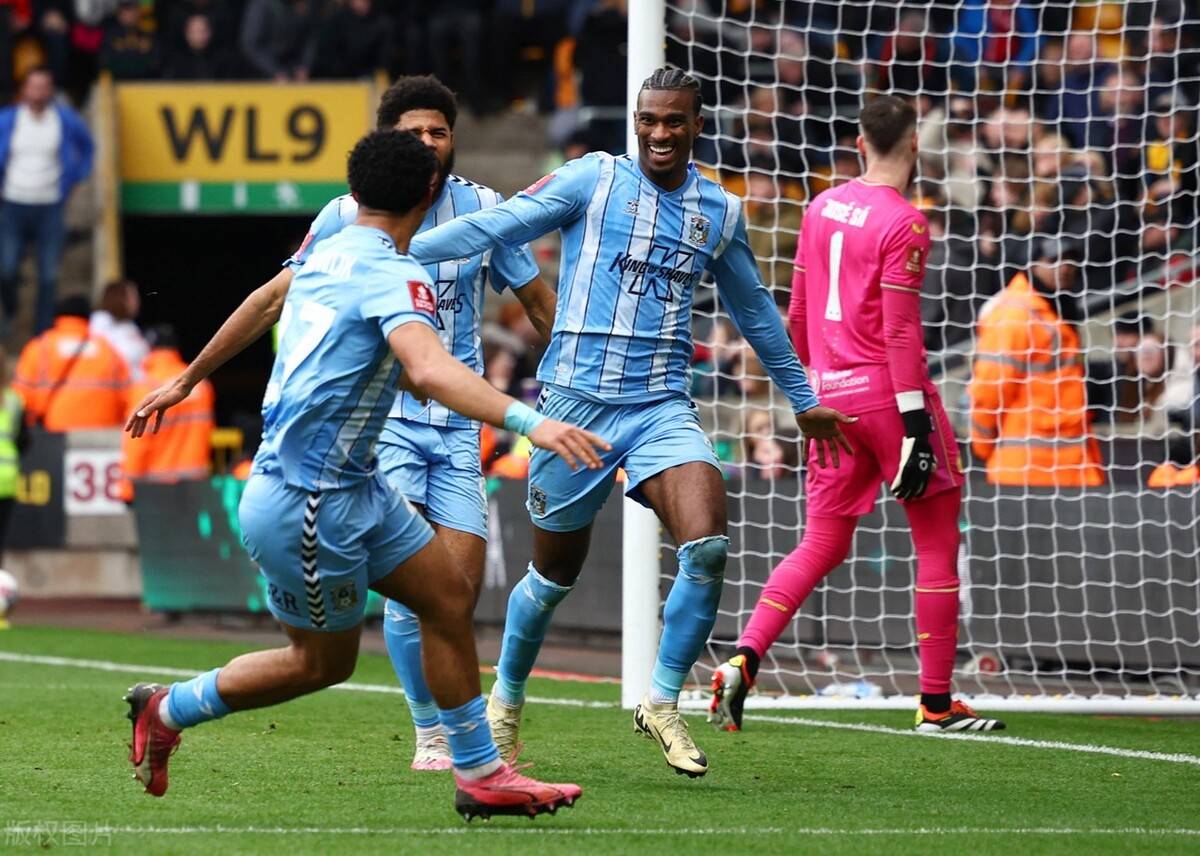 关于集结日突围战来临，阿斯顿维拉围绕葡超远射贴柱，媒体盛赞，高层口径保持一致的信息-竞博网址