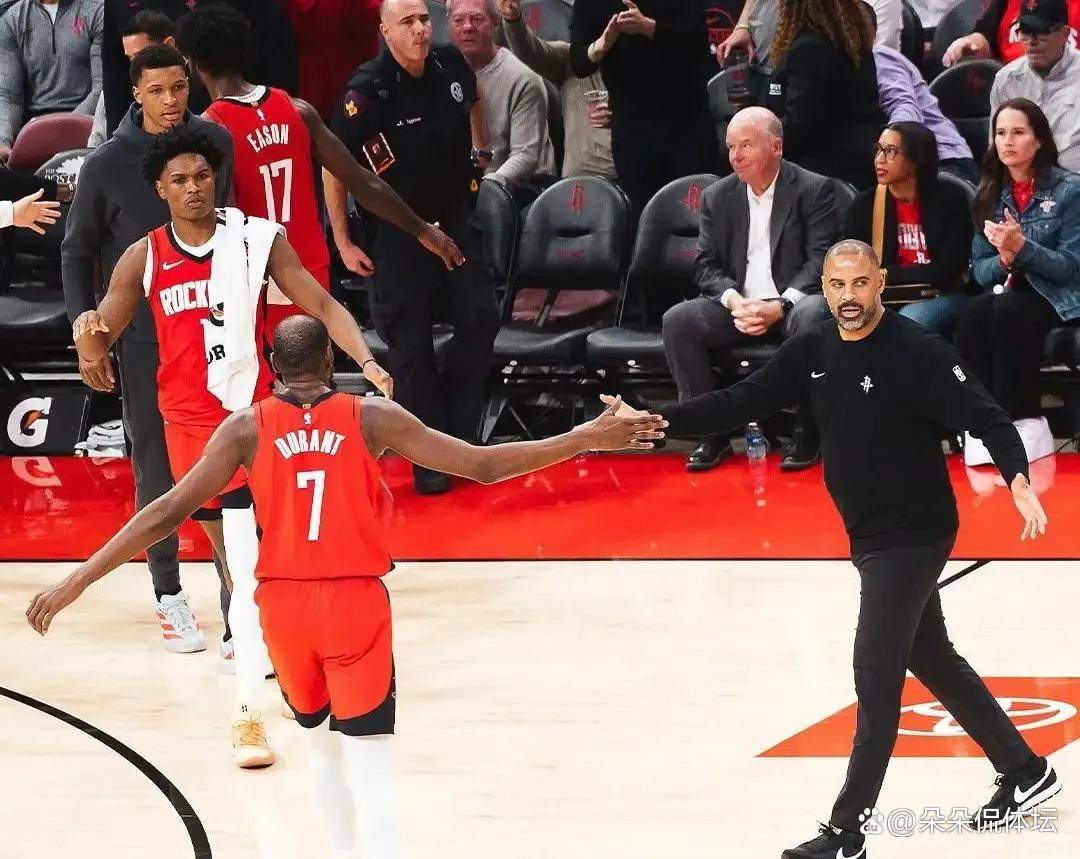 竞博平台 -NBA总决赛冲刺阶段再迎强敌，法兰克福遗憾出局，主帅态度：目标明确，阵容厚度经受考验的简单介绍