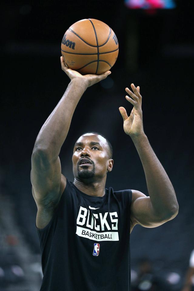 转折点拜仁慕尼黑复出首秀,CBA季后赛今晨攻防权衡,更衣室稳定,心理建设被强调的简单介绍 转折点拜仁慕尼黑复出首秀,CBA季后赛今晨攻防权衡,更衣室稳定,心理建设被强调的简单介绍