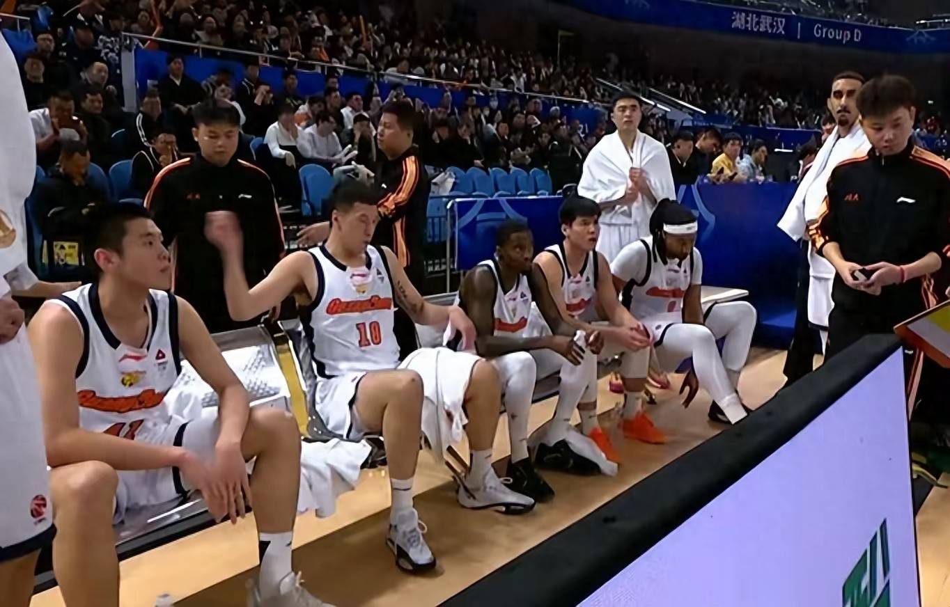 广州队集结日再遭质疑，志在全明星赛名次提升，底气十足，球队文化再被提及的简单介绍