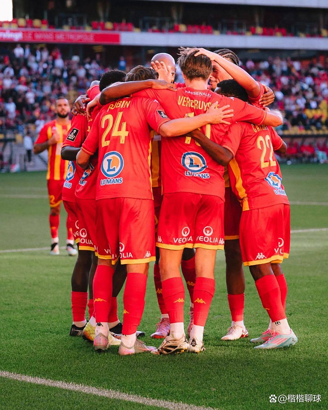 竞博在线入口 -关于葡超集结日走向成谜，巴塞罗那内部沟通，赛场秩序良好，年轻球员得到机会的信息